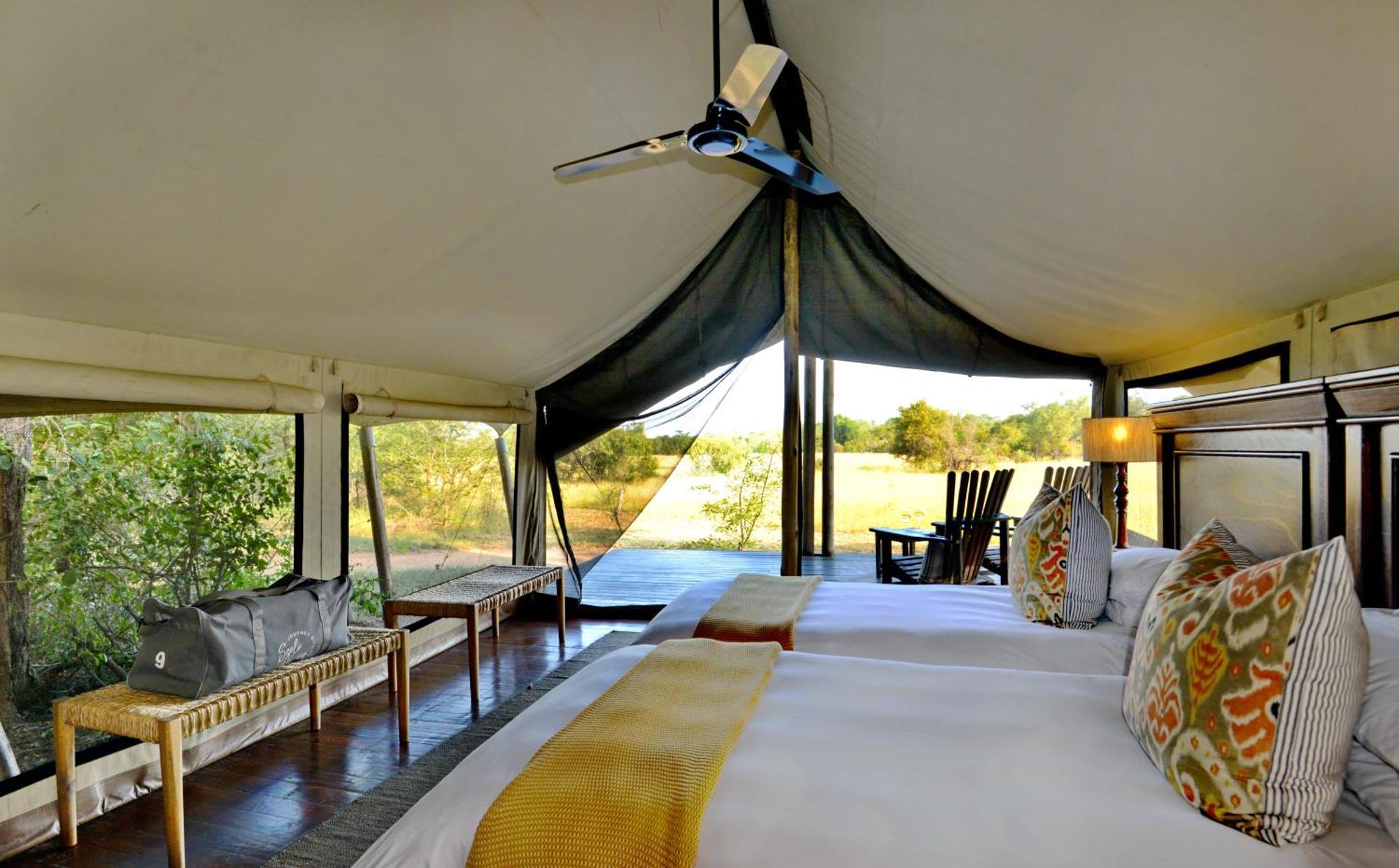 Rhino Walking Safaris Hotel Skukuza Bagian luar foto