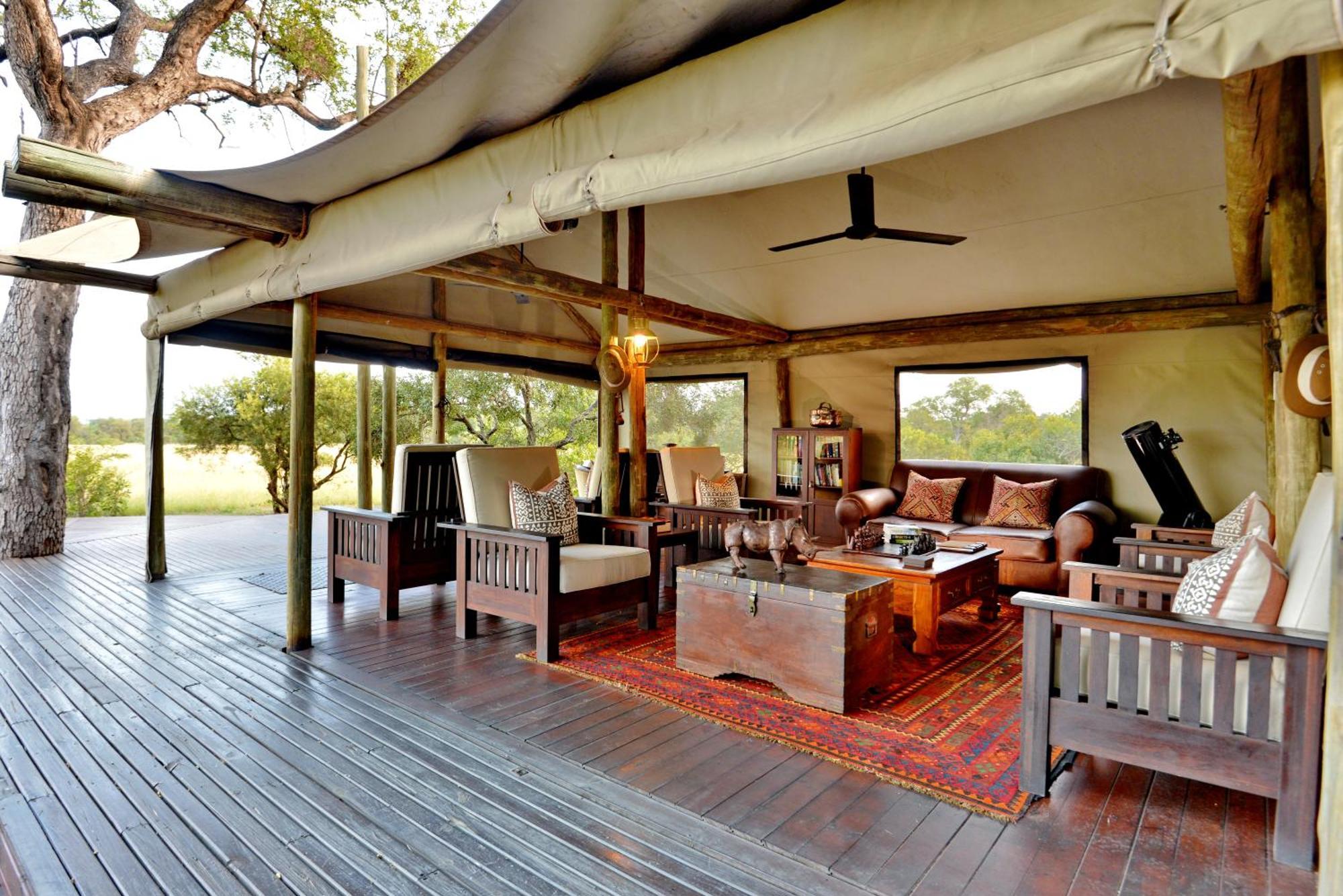 Rhino Walking Safaris Hotel Skukuza Bagian luar foto