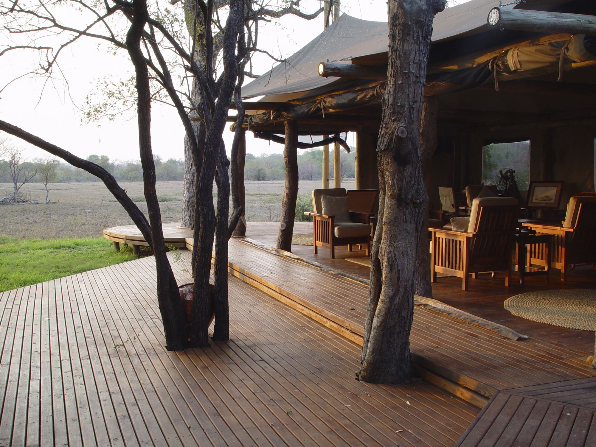 Rhino Walking Safaris Hotel Skukuza Bagian luar foto
